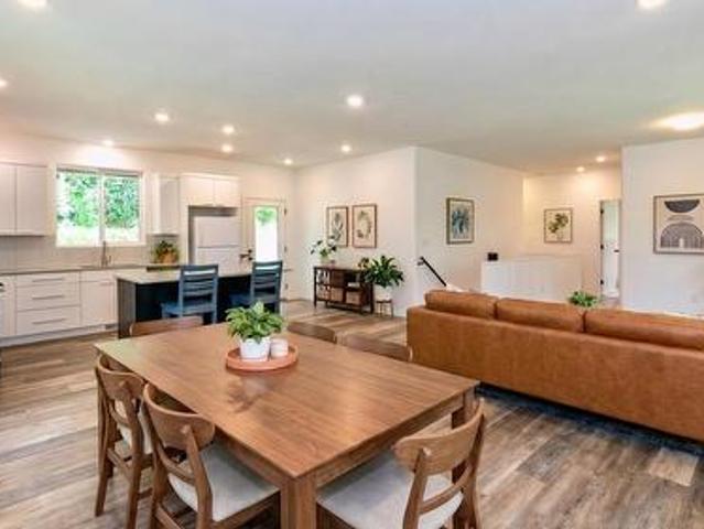 7468 Estate Drive, Anglemont, BC, V0E 1M8 house for sale | Listing ID 10380 | Royal LePage