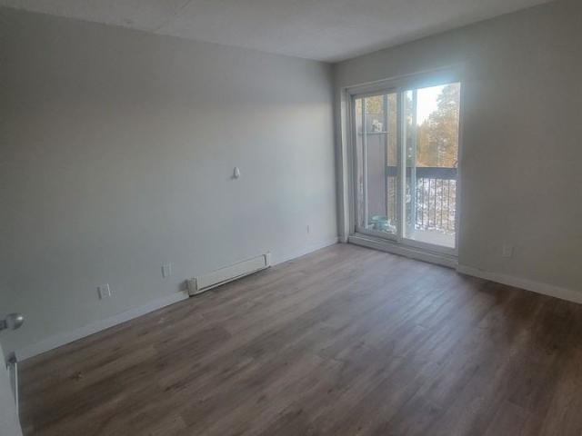 746 Laflin 2 Bedroom Apartment for Rent at 746 Laflin St, Cornwall, ON K6J 3M5 Centretown