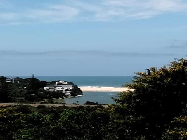 746 m² Land available in Kleinemonde