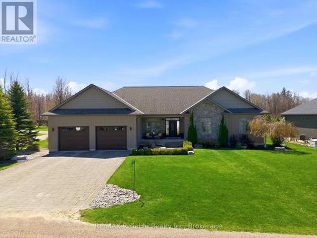74764 Elm Crescent, Bluewater Stanley, ON, N0M 1G0 house for sale | Listing ID X13060 | Royal LePage
