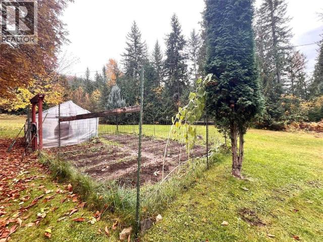 7476 Highway 6, Winlaw, BC V0G2J0 House For Sale | RE/MAX | 10367