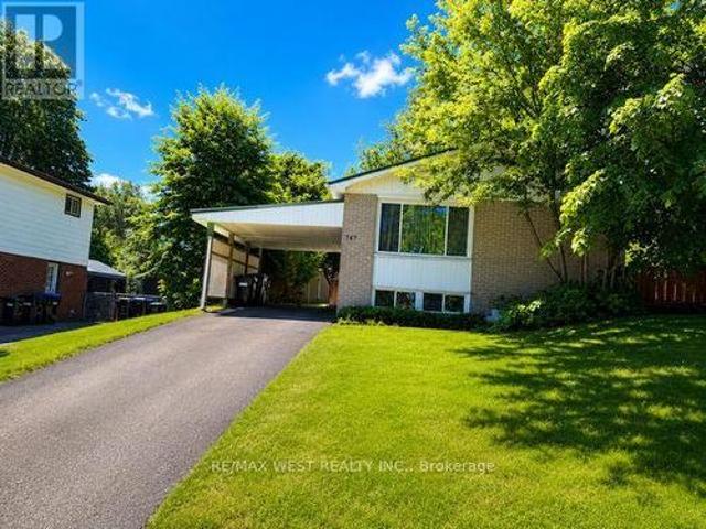 747 Birchwood Drive Nw, Midland, ON, L4R 2P8 house for sale | Listing ID S13592 | Royal LePage