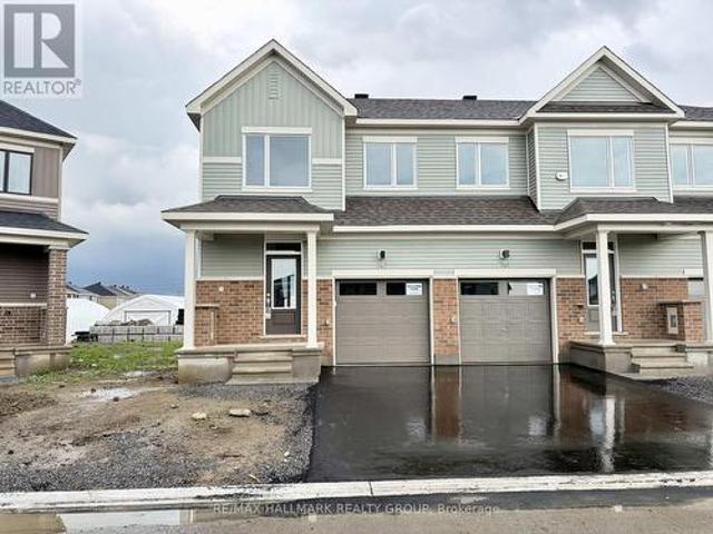747 Haflinger Row, Ottawa, ON, K0A 2Z0 house for lease | Listing ID X13617 | Royal LePage