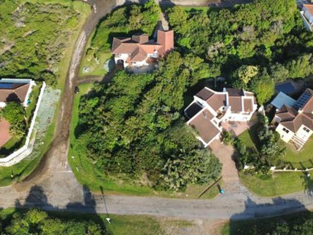 747 m² Land available in Santareme