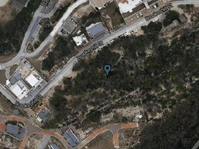 747 m² Land available in Summerstrand