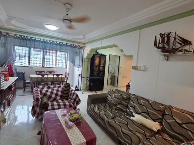 747 Woodlands Circle HDB Apartment For Sale, $660,000, 4 Bed 2 Bath 1,313 sqft $503.00 psf