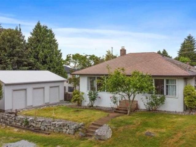 7489 Maple Street, Mission, BC, V2V 3N8 house for sale | Listing ID R3134 | Royal LePage