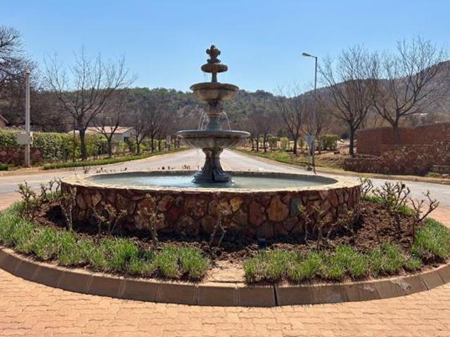 748 m² Land available in Estate D Afrique