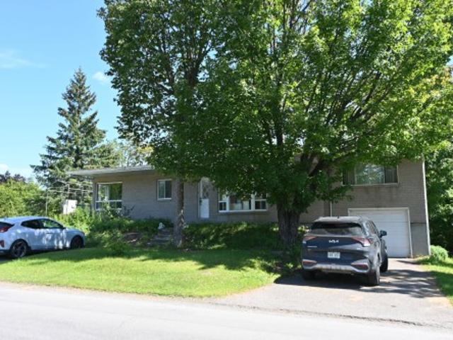 748 Rue Lamontagne, Saint Jérôme, QC, J5L 1V1 house for sale | Listing ID 15086 | Royal LePage