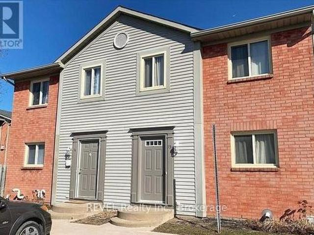 74 65 Dorchester Boulevard, St. Catharines Carlton/Bunting, ON, L2M 7T2 townhouse for lease | Listing ID X13435 | Royal LePage