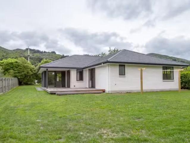 74 Watt Street, Featherston, South Wairarapa