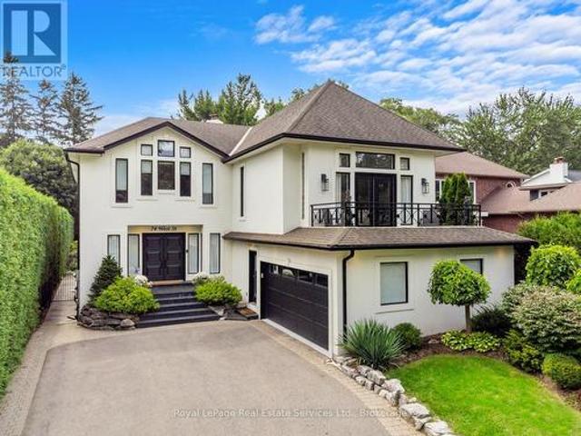 74 West Street, Oakville Br Bronte, ON, L6L 2Y7 Luxury House for sale | Listing ID W13054 | Royal LePage Carriage Trade Luxury Properties