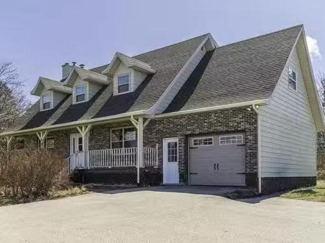 74 Dearman Drive, Milton Highlands, NS, B5A 5H1 house for sa.