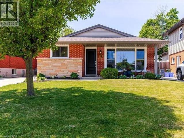 74 Greeningdon Drive, Hamilton, ON, L9A 3A7 house for sale | Listing ID 40836 | Royal LePage