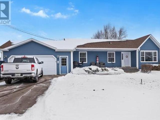 74 Highview Road, North Bedeque, PE, C1N 4J9 house for sale | Listing ID 202501 | Royal LePage