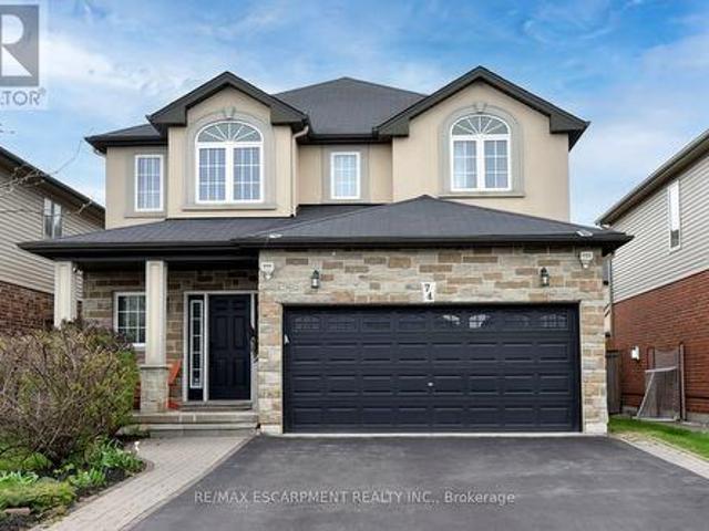 74 Lampman Drive, Grimsby, ON, L3M 0E7 house for sale | Listing ID X13117 | Royal LePage
