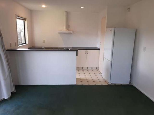 74 Mandeville Street, 10211, Christchurch City