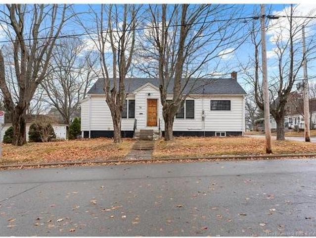74 Rockland, Moncton, NB, E1A 3T3 house for sale | Listing ID NB114258 | Royal LePage