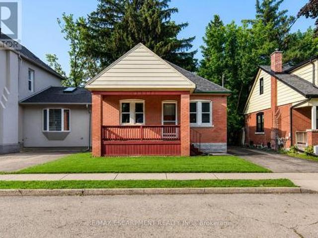 74 Royal Avenue, Hamilton, ON, L8S 2C5 house for sale | Listing ID X13617 | Royal LePage