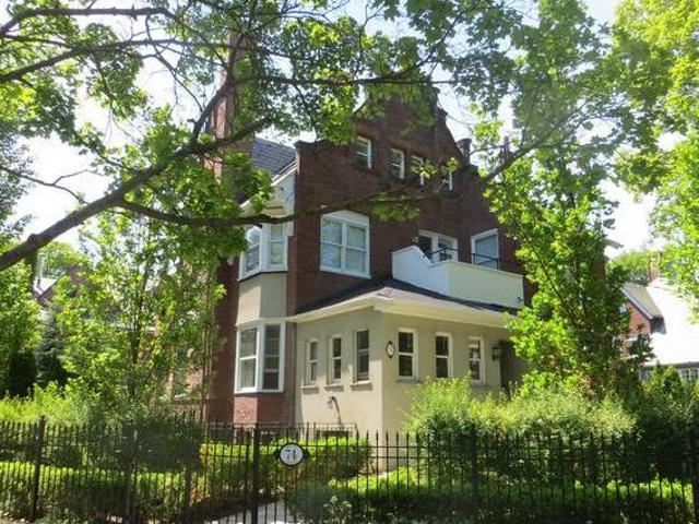 74 South Drive