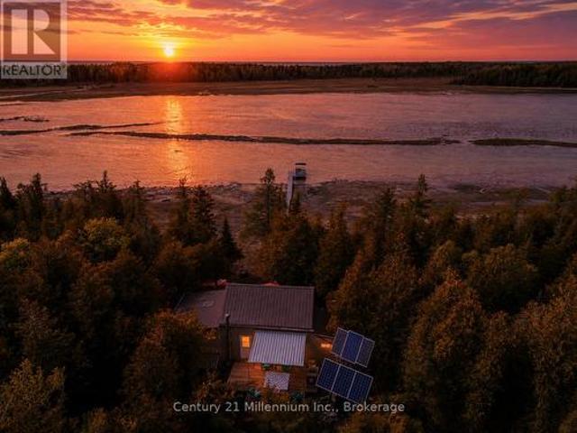74 Smokehouse Island, South Bruce Peninsula, ON, N0H 2T0 house for sale | Listing ID X13166 | Royal LePage