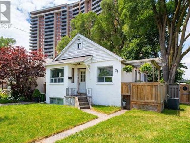 74 St. Dunstan Drive, Toronto, ON, M1L 2V5 house for sale | Listing ID E13541 | Royal LePage