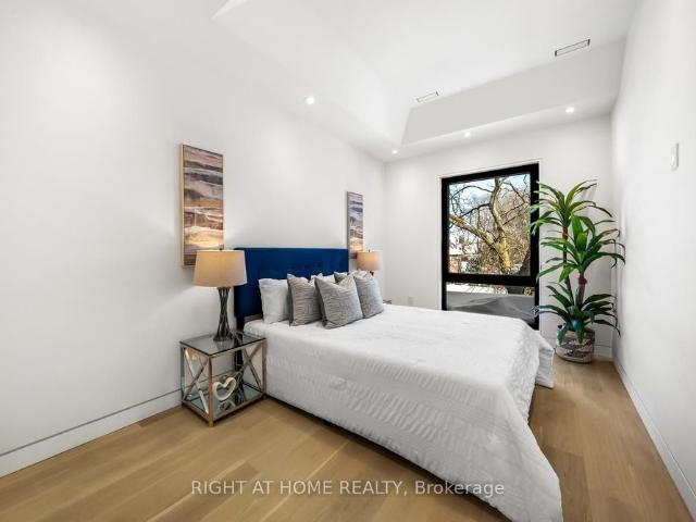74B Rathnelly Avenue, ON, CA, Toronto