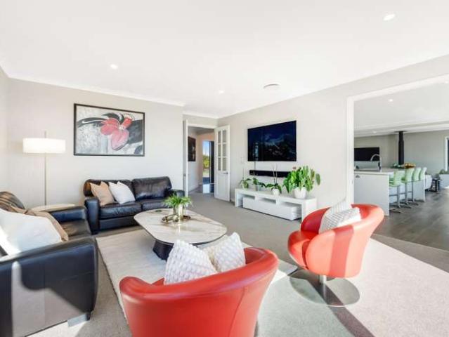 74E Solway Road, Whitford, Manukau City