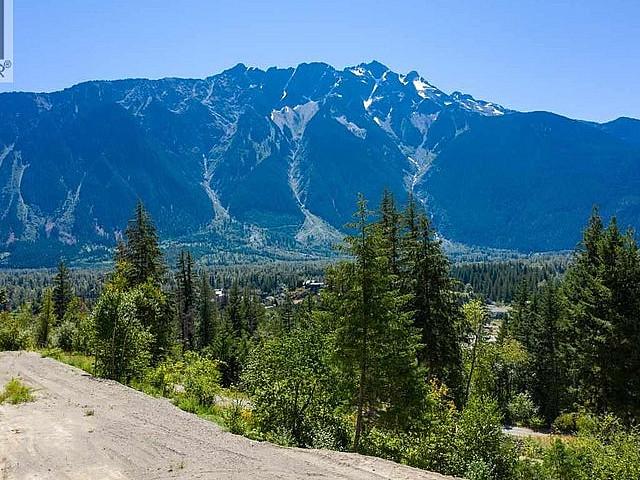 7508 Pebble Creek Drive Pemberton, British Columbia