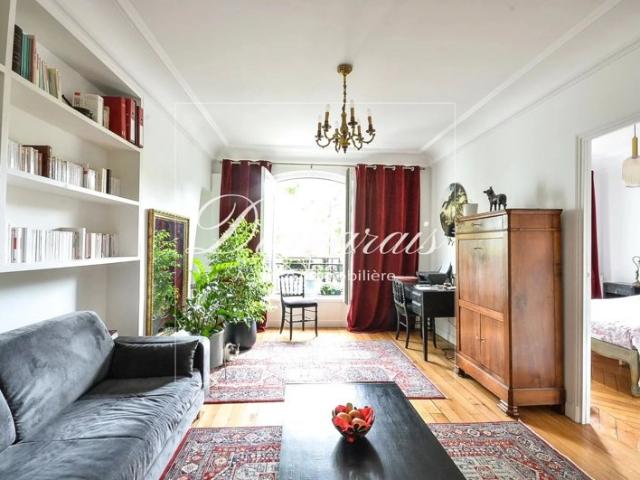 75004 Paris 2 PIECES DE CHARME