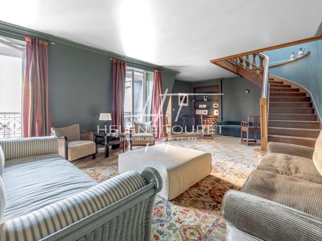 75008 Paris Appartement meublé 3 pièces 124m² 7 500 € Charges Comprises/mois