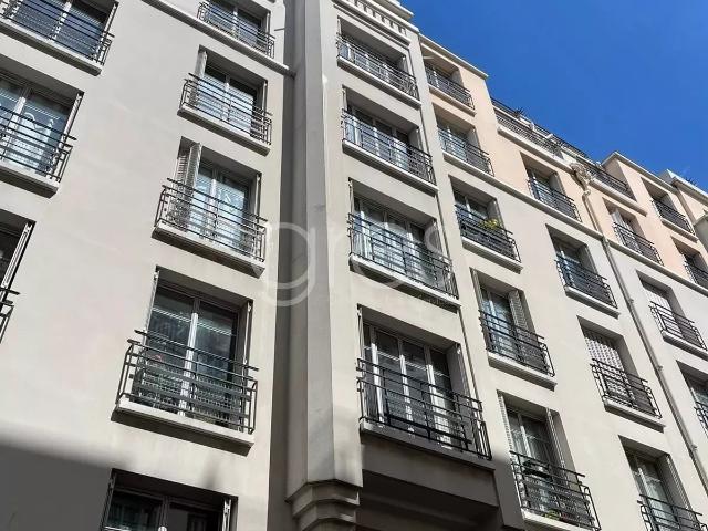 75015 PARIS CAMBRONNE Location 2 pièces vide