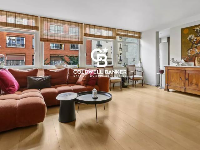 75016, Appartement dans une voie privée avenue Mozart 116m² Paris 16ème