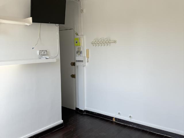 75019 Paris – À louer, studio 18 m2 lumineux avec ascenseur