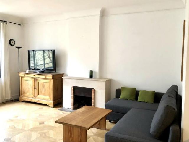 75020/Rue des Haies: vaste 3 pièces de charme