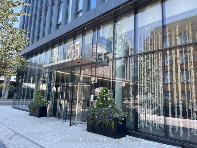 7503 55 COOPER Street, Toronto | Sold, C12853 | Condos. Ca