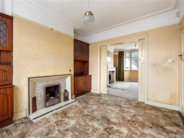 750,000 | 18 Fergus Road, Terenure, Dublin 6W Sherry FitzGerald Terenure 4981 MyHome. Ie Residential