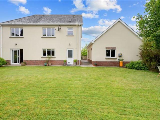 750,000 | 4 Kilmoney Woods, Kilmoney, Carrigaline, Cork Dan Howard & Co Ltd 5006 MyHome. Ie Residential