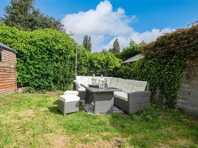 750,000 | 7 Dodder Park Road, Rathfarnham, Dublin 14 Mullery O Gara Estate Agents 4999 MyHome. Ie Residential