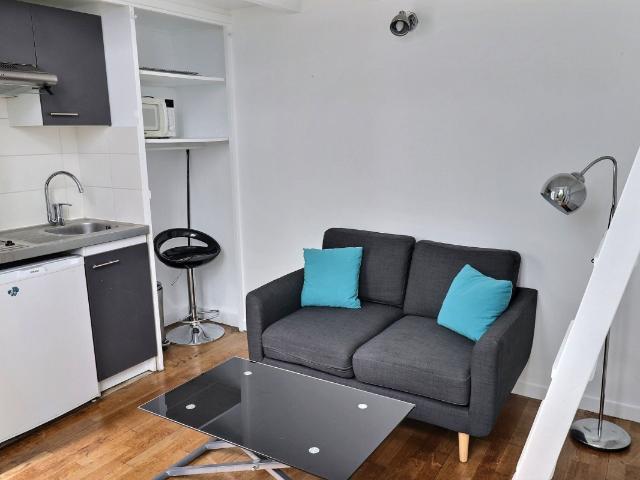750 € CC/mois Appartement meublé 1 pièce studio 14m² 75007 Paris