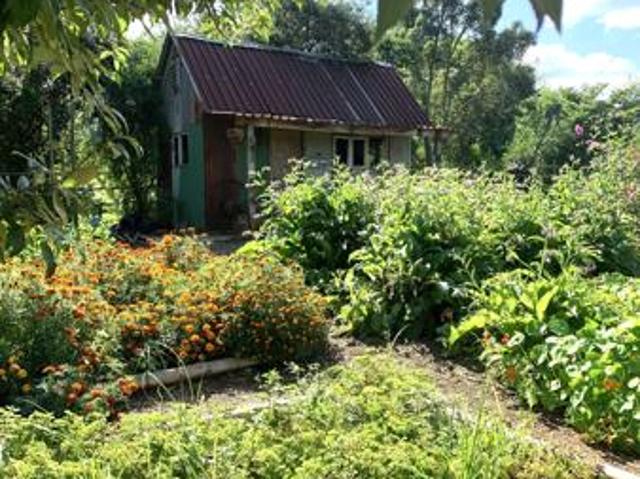 750 m² Land available in St Johns Village