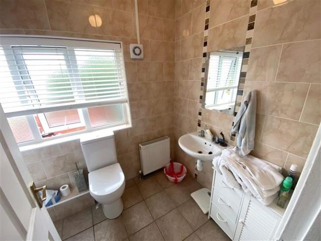 750 / month | Dromcarra Avenue, Tallaght, Dublin 24 Double Room Ray Cooke Auctioneers 5004 MyHome. Ie Lettings