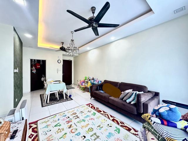 750M KEMPAS HIGHWAY Apartment FULLY FURNISHED Sky Garden Residence
