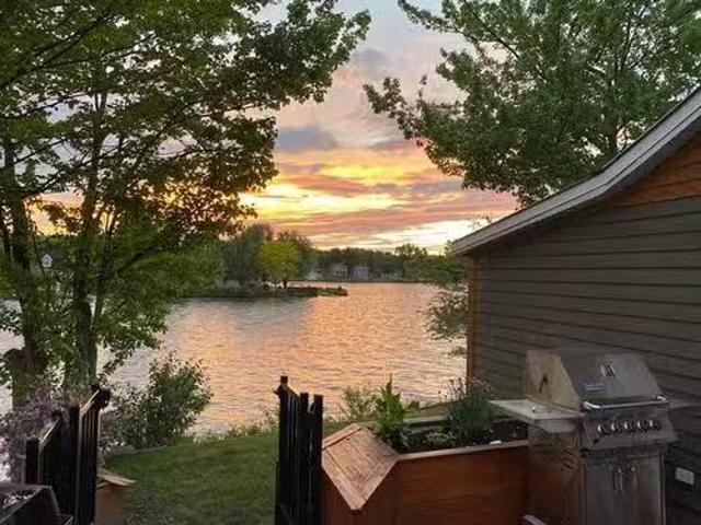751 5E Rue N. Roxton Pond, QC, J0E 1Z0 house for lease List.