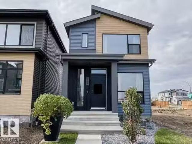 7526 Klapstein Link Link, Edmonton, AB, T6W 5S7 house for sa.