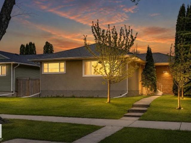 7527 78 Avenue, Edmonton, AB, T6C 0M6 house for sale | Listing ID E4490 | Royal LePage