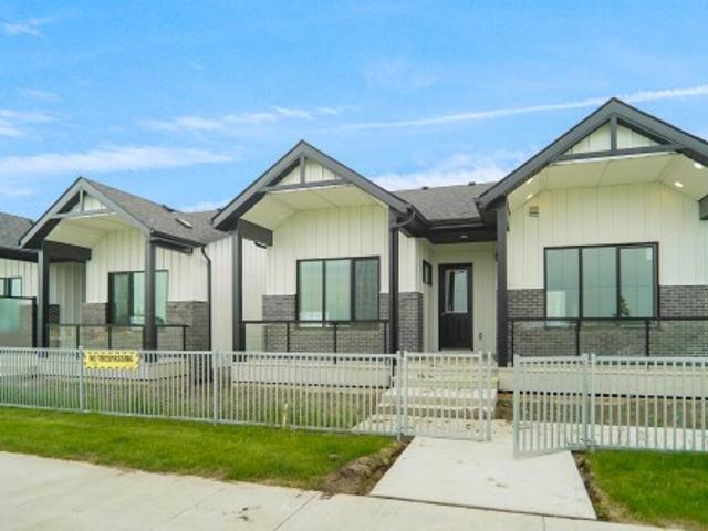 7523 Observer Lane Nw, Edmonton, AB, T5G 2S5 house for sale | Listing ID E4499 | Royal LePage