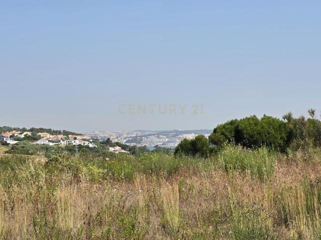 752 m² de Exclusividade num Novo Condomínio na Aldeia dos Capuchos