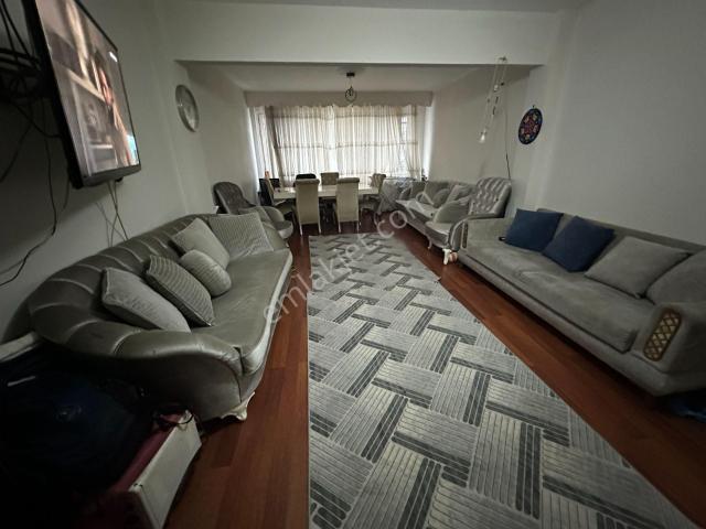 7530 Rengarenk'ten Mükemmel Konum Ömer Hayyam Cad 100m2 1.kat