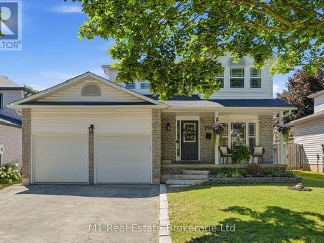 753 Woodhill Drive, Centre Wellington Fergus, ON, N1M 3N2 house for sale | Listing ID X13634 | Royal LePage